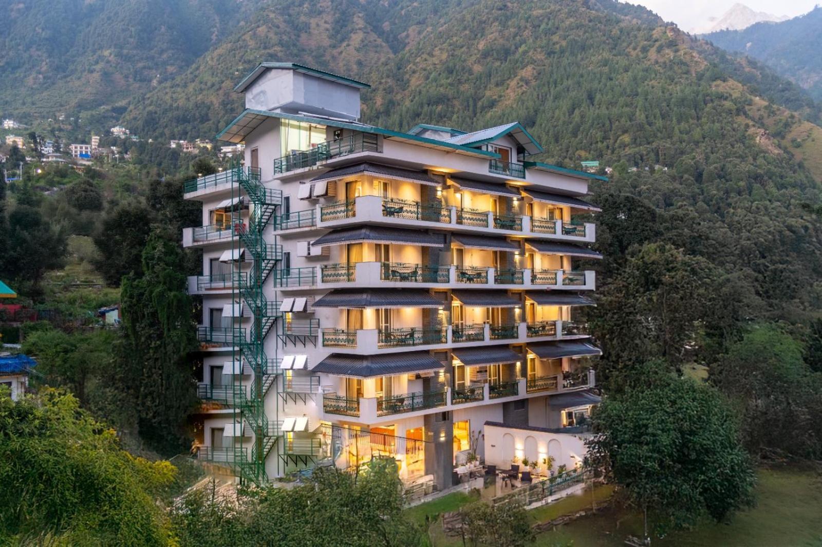 Quality Inn By Lawrence Hotels 达兰萨拉 外观 照片